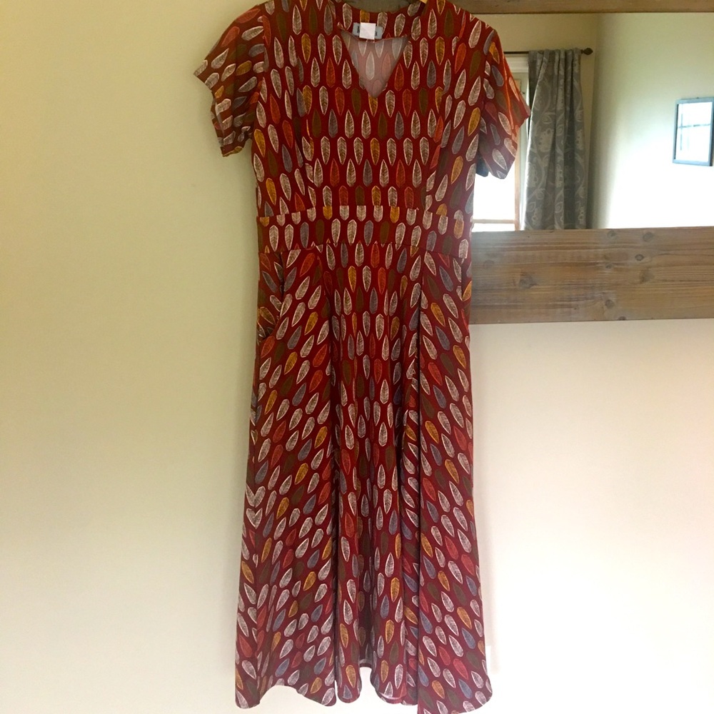 Leaf print Karina dress